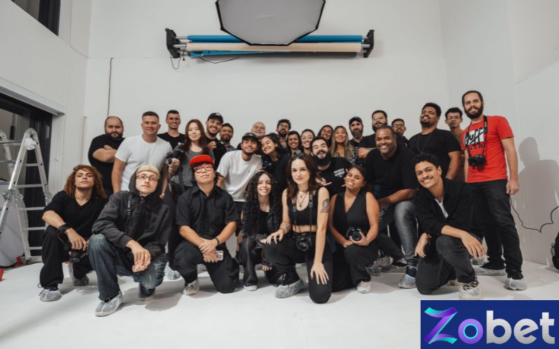 Đội ngũ ZOBET hỗ trợ người dùng 24/7 với tinh thần tận tâm